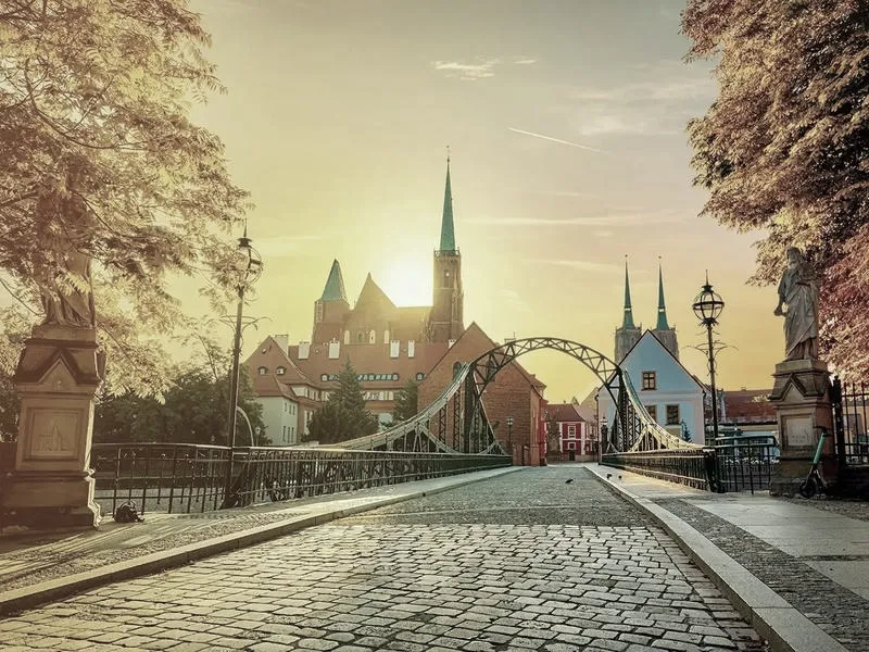 Gdzie najlepiej zważyć bagaż we Wrocławiu? Sprawdź nasze wskazówki!