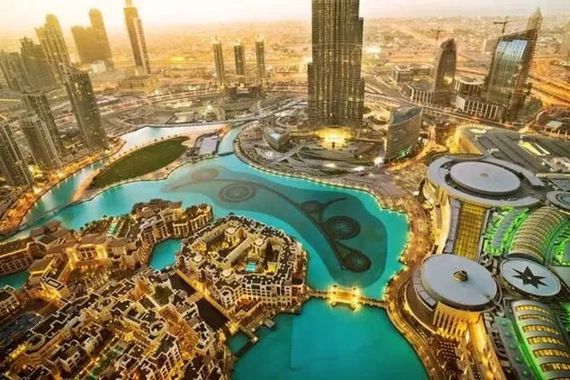 Jak długo trwa lot do Dubaju? Sprawdź, co warto wiedzieć przed podróżą