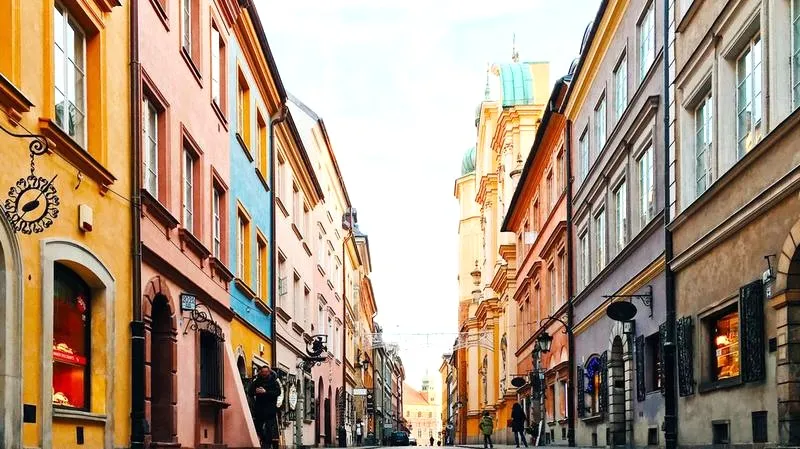 Jak długo trwa lot z Warszawy do Turcji? Przewodnik dla podróżnych