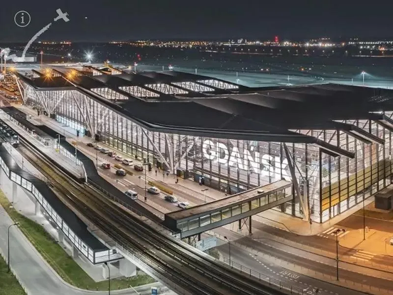 Jak szybko i wygodnie dojechać z lotniska Gdańsk na dworzec PKP?