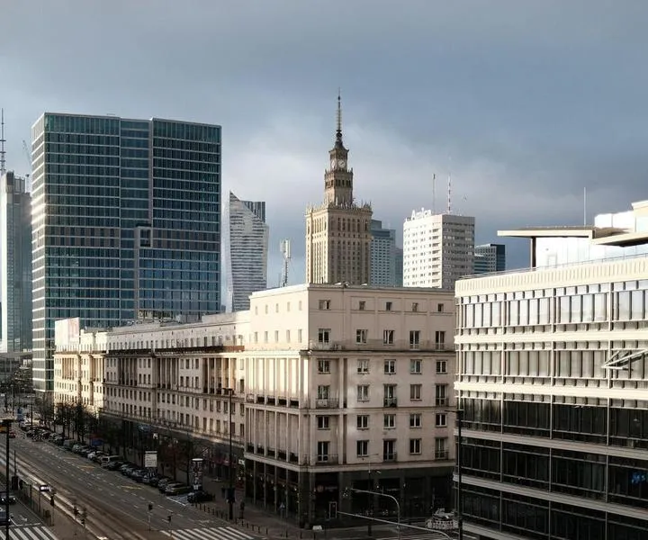 Czas lotu Warszawa Helsinki