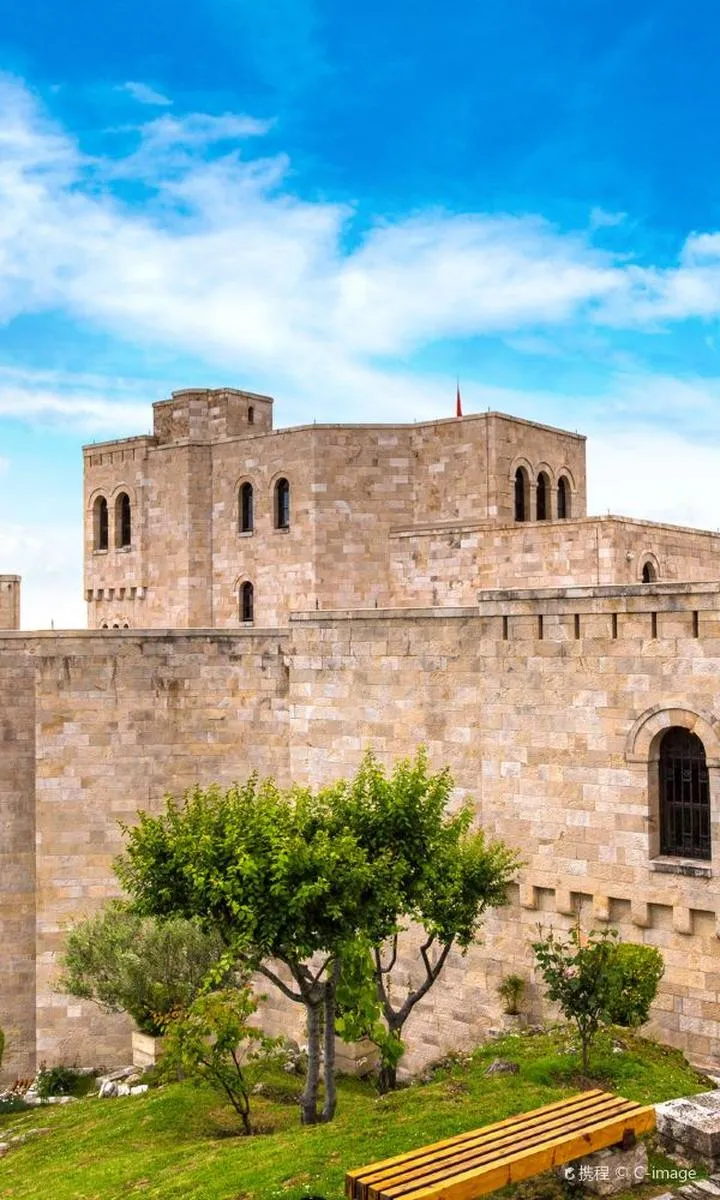 Opinie podróżnych o oczekiwaniu