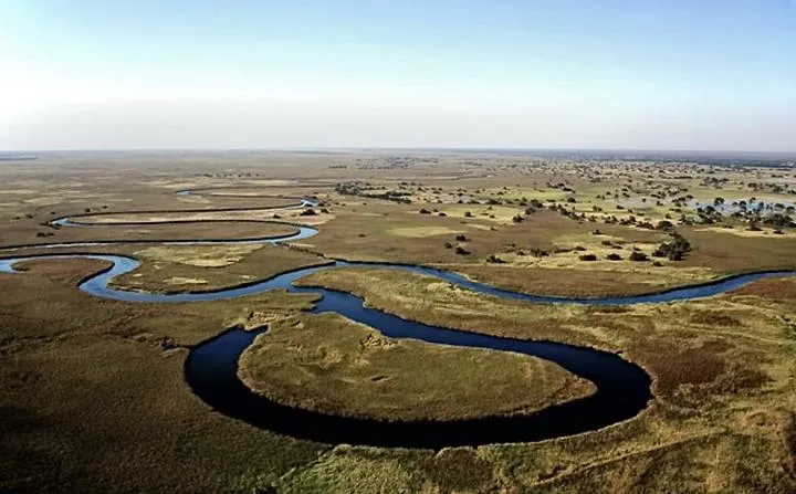 Pory roku i pogoda w delcie Okawango