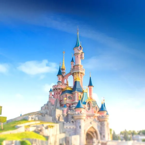 Przewodnik po Disneylandzie